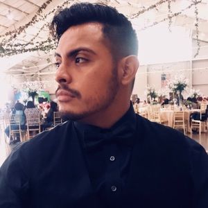 Meet your Posher, Luis